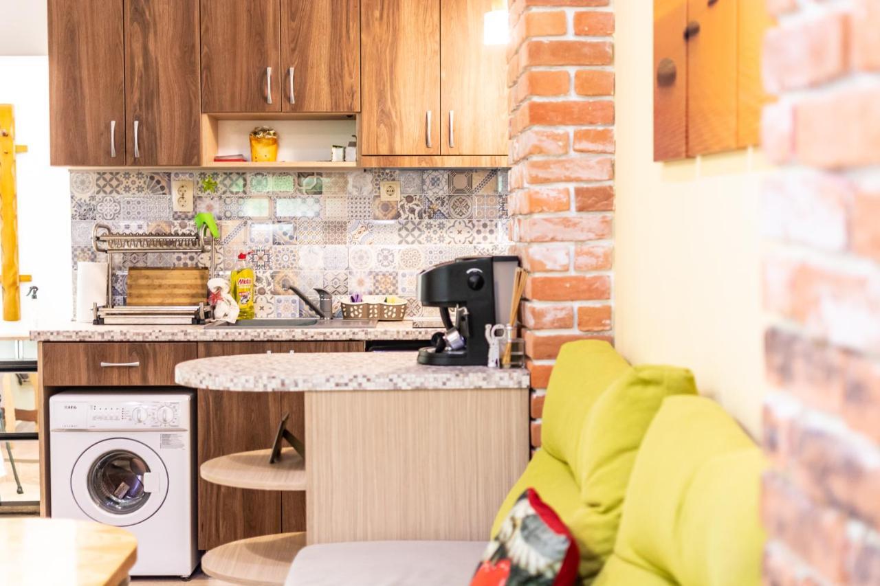 Barcelona Colorful Central Studio W Green Backyard 소피아 외부 사진