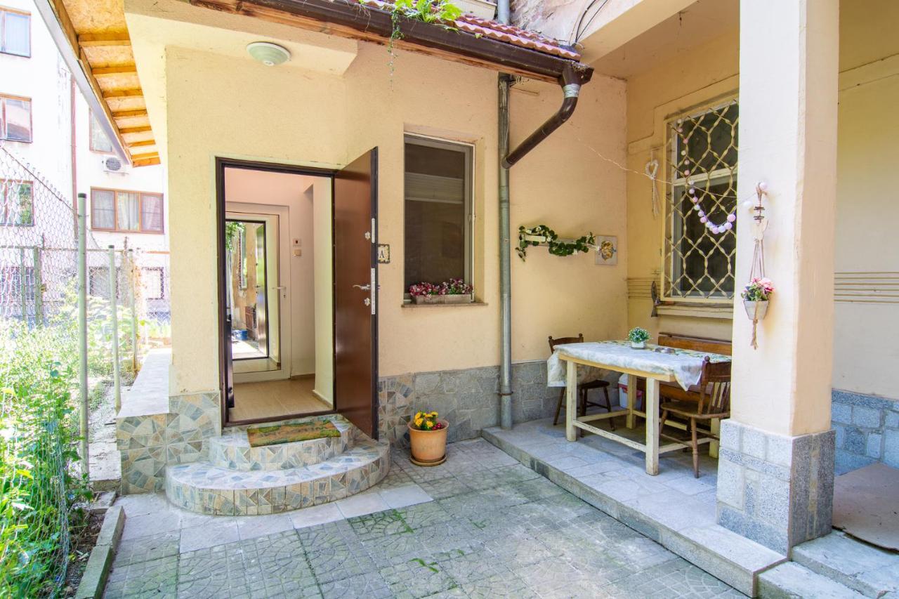 Barcelona Colorful Central Studio W Green Backyard 소피아 외부 사진